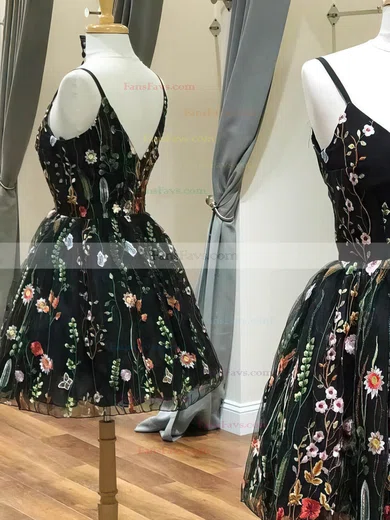 A-line V-neck Lace Tulle Short/Mini Short Prom Dresses With Appliques Lace #Favs020020110527