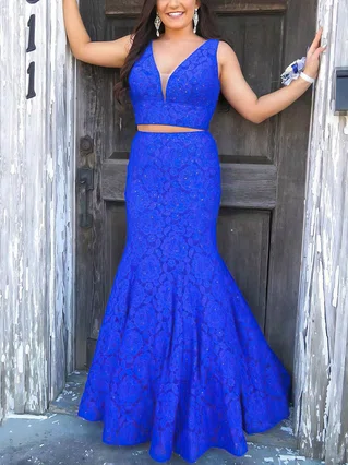 Trumpet/Mermaid V-neck Lace Sweep Train Beading Prom Dresses #Favs020106706 Trumpet/Mermaid V-neck Lace Sweep Train Beading Prom Dresses #Favs020106706