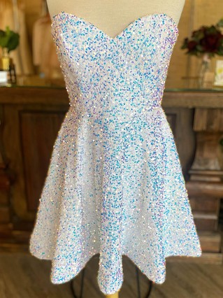 A-line Sweetheart Sequined Short/Mini Homecoming Dresses #Favs020109855 A-line Sweetheart Sequined Short/Mini Homecoming Dresses #Favs020109855