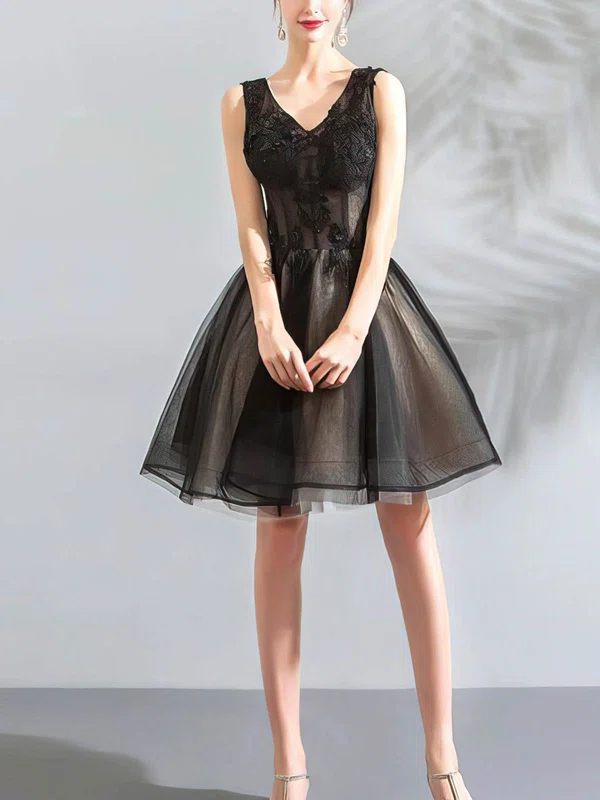 A-line V-neck Lace Tulle Knee-length Homecoming Dresses With Appliques Lace #Favs020110063