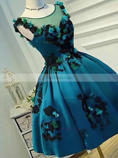 A-line Scoop Neck Satin Short/Mini Homecoming Dresses With Appliques Lace #Favs020110133