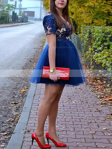 A-line V-neck Lace Tulle Short/Mini Homecoming Dresses With Appliques Lace #Favs020110263