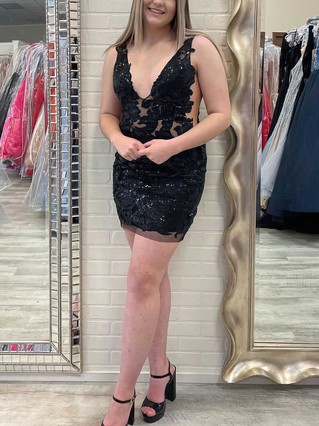 Sheath/Column V-neck Tulle Short/Mini Homecoming Dresses With Lace #Favs020110824 Sheath/Column V-neck Tulle Short/Mini Homecoming Dresses With Lace #Favs020110824