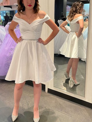 A-line Off-the-shoulder Silk-like Satin Knee-length Homecoming Dresses With Beading #Favs020110892 A-line Off-the-shoulder Silk-like Satin Knee-length Homecoming Dresses With Beading #Favs020110892