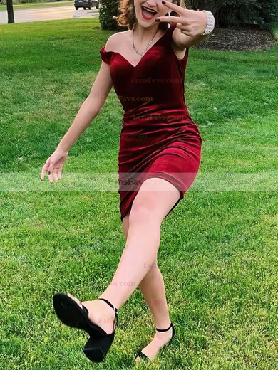 Trumpet/Mermaid Off-the-shoulder Velvet Short/Mini Homecoming Dresses #Favs020110996